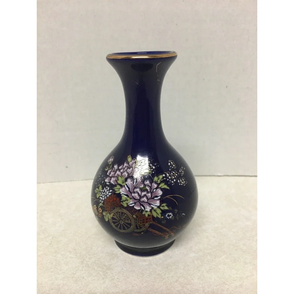 Kutani Small Cobalt Blue Vase ~ Made in Japan ~ Handcrafted ~ 4 1/2